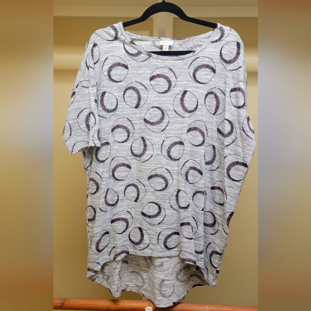 Lularoe Irma Baseball Tee (Size M)